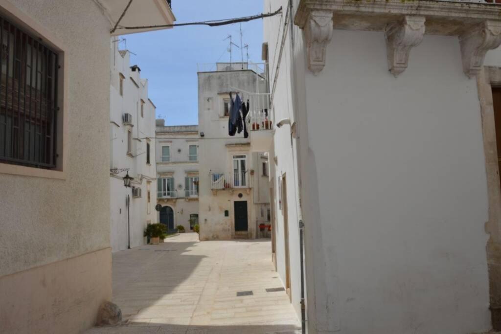 2D La Bellezza Del Centro Storico A 2 Passi Villa Мартина Франка Екстериор снимка