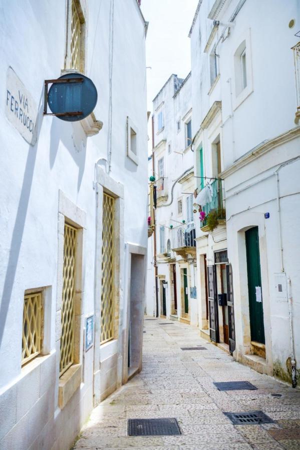 2D La Bellezza Del Centro Storico A 2 Passi Villa Мартина Франка Екстериор снимка