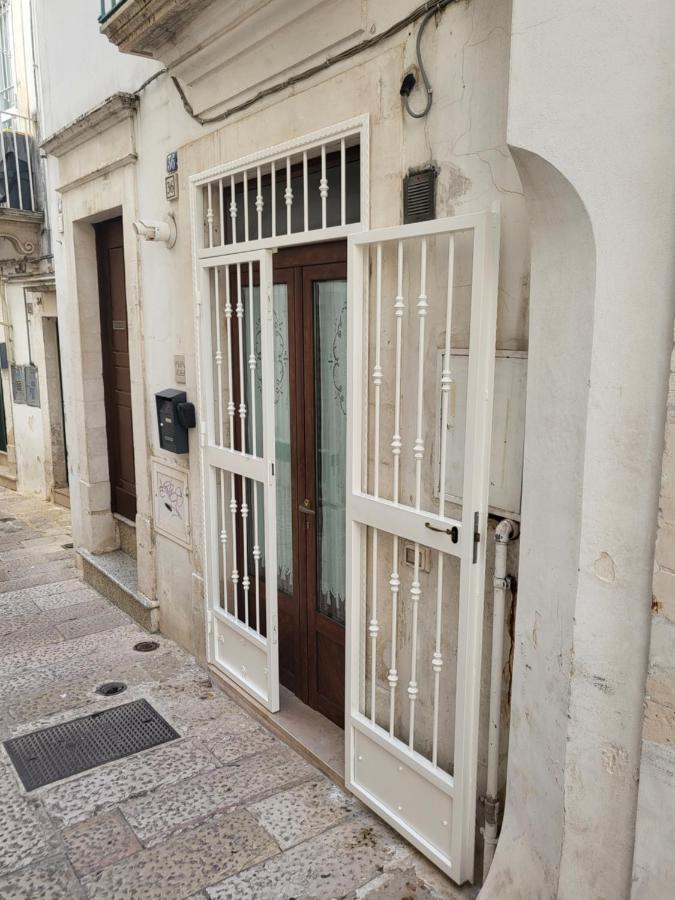 2D La Bellezza Del Centro Storico A 2 Passi Villa Мартина Франка Екстериор снимка